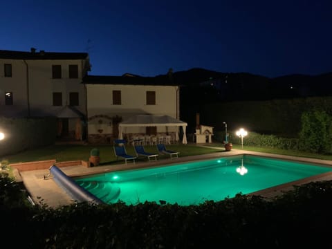 Night, Swimming pool