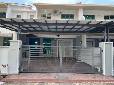 EL Homestay Melaka House in Malacca