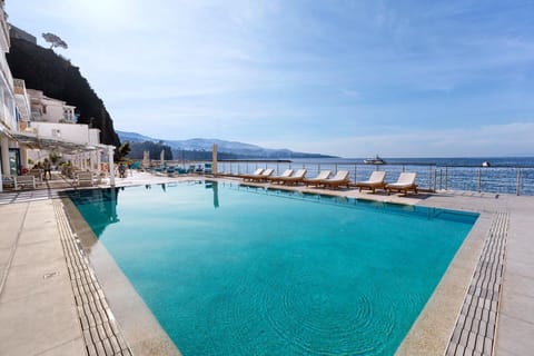 Pool view, Swimming pool