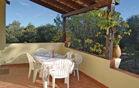 Stunning Home In Sollies Toucas With 3 Bedrooms, Wifi And Private Swimming Pool House in Solliès-Toucas
