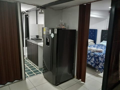 cerca al aeropuerto, toma de fotos huellas visa embajada eeuu 700 Apartment in Bogota