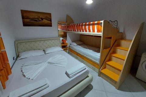 villa Heljos apartaments Bed and Breakfast in Vlorë