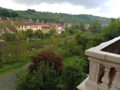 Casa con Vista - Border House - Pontremoli Apartment in Province of Massa and Carrara
