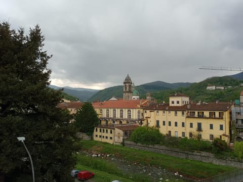 Neighbourhood