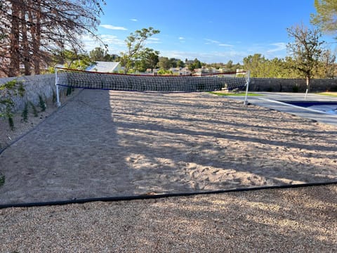 Private Beach Volleyball Pool Retreat House in Las Cruces