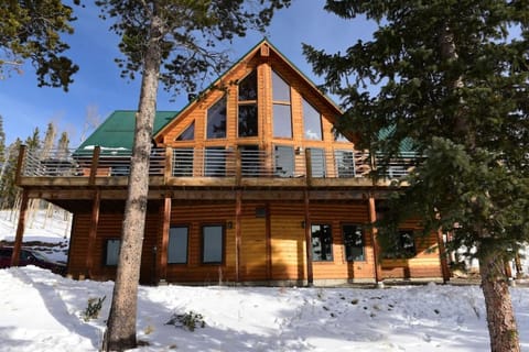 Amazing Private Luxury Home with Stunning Panoramic Views - The Timbers at Glacier Ridge House in Park County