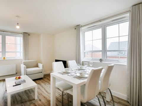 Pass the Keys Stunning 2 bed Apartment with free onsite parking Condo in Nottingham