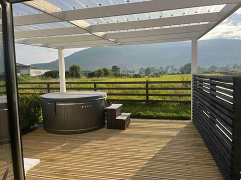 Hot Tub, Other