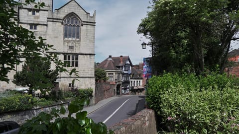 Meadow Terrace House in Shrewsbury