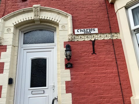 CHARLES INN Bed and Breakfast in Liverpool