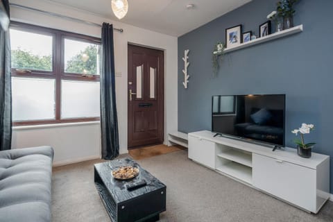 ✪ Charming ✪ 2 Bed House with Garden & Parking ✪ Perfect Location ✪ Greater London ✪ Woodford/Enfield ✪ House in Ilford