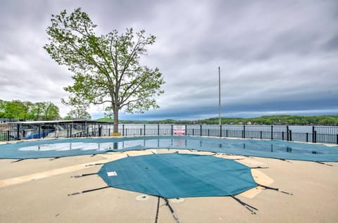 Pet-Friendly Lake Ozark Escape with Shared Pool Condo in Lake of the Ozarks