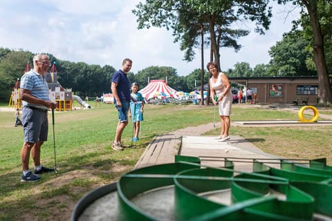 Oostappen Vakantiepark De Berckt BV Campground/ 
RV Resort in Venlo