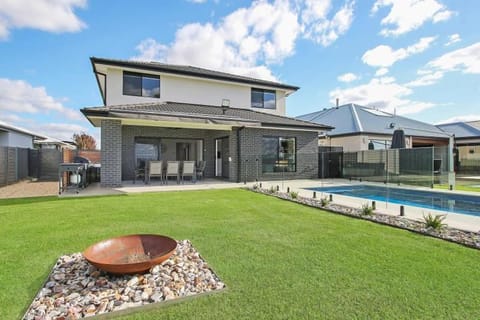 Waterview Place Holiday House House in Yarrawonga