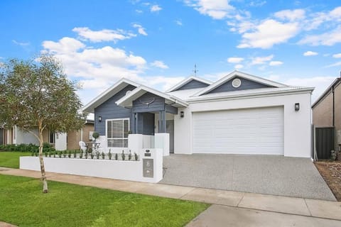 The Silver Bull Holiday House House in Yarrawonga