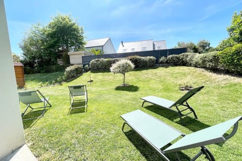 Charmant T3 Ultra cosy Jardin 50m des plages Apartment in Ploemeur