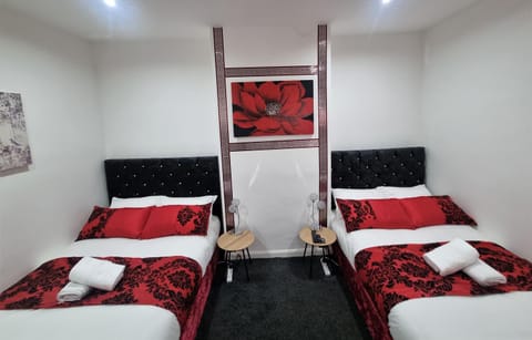 *A!S* Setup for your most amazing relaxed stay + Free Parking + Free Fast WiFi * House in Leeds