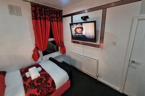 *A!S* Setup for your most amazing relaxed stay + Free Parking + Free Fast WiFi * House in Leeds