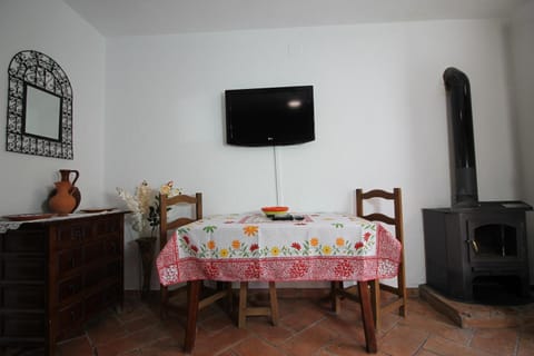 TV and multimedia, Dining area