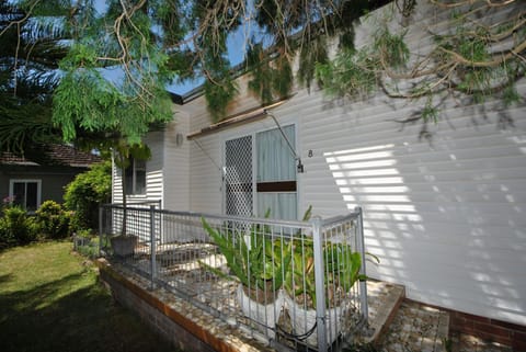 Collingwood Beach Cottage - Belle Escapes Jervis Bay House in Vincentia