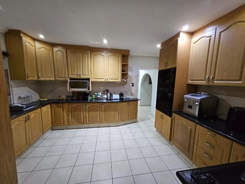 Ridge Guest House Bed and Breakfast in Umhlanga