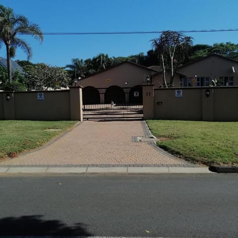 Ridge Guest House Bed and Breakfast in Umhlanga