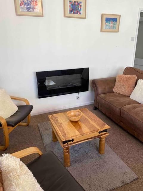 Good value, Spacious and in the heart of Lyme Regis, 1 min to the beach Apartment in Lyme Regis