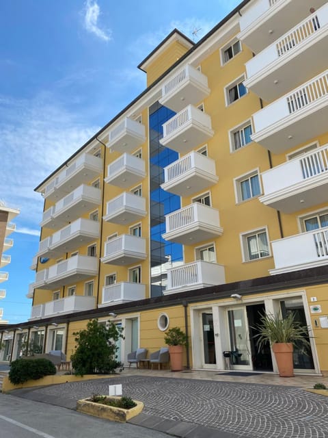 Residence T2 Condominio in Rimini