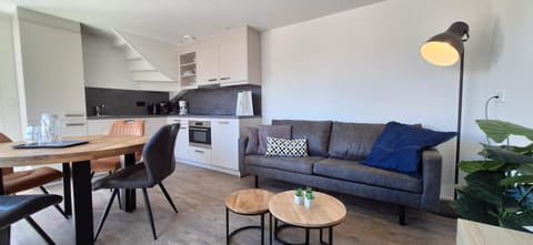 Seating area, Dining area, oven, stove, kitchen