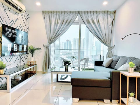 KSL City Mall 7-10pax -2Bedroom-Netflix-Smart TV65inch Eigentumswohnung in Johor Bahru