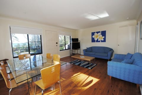 Beachfront Unit - Belle Escapes Jervis Bay Apartment in Vincentia