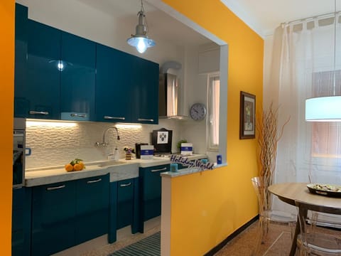 House Sunflower by Holiday World Apartment in Arenzano