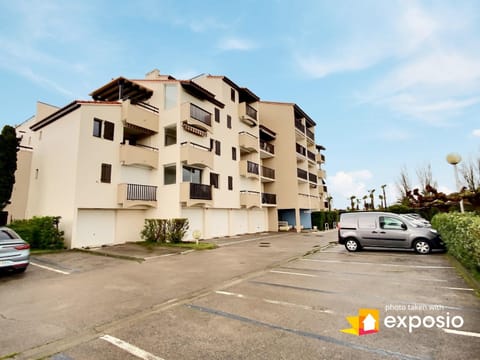 Studio 4 couchages piscine , plage , vue canigou Apartment in Saint-Cyprien