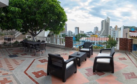 Patio, Off site, Day, View (from property/room), Balcony/Terrace, Seating area, City view