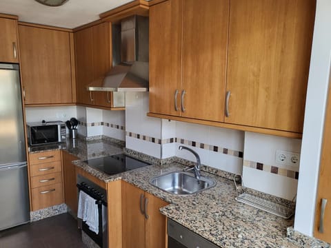 Kitchen or kitchenette, dishwasher, minibar, pet friendly, stove, toaster