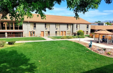 Inner courtyard view