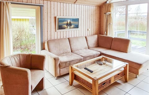 Nice home in Rechlin with Sauna, WiFi and 2 Bedrooms Casa in Rechlin