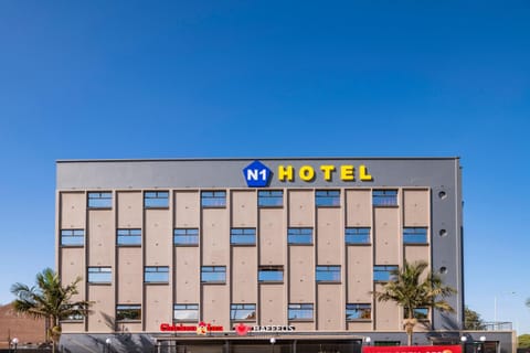 N1 Hotel Rotten Row Harare Hotel in Harare