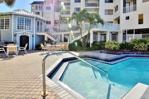 Beach Palms 404 Condo in Redington Shores