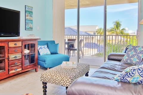 Hamilton House 206 Apartment in Indian Rocks Beach