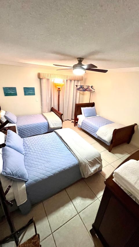 lovely 2BED 2BA vacation rental near the Beach Apartment in Deerfield Beach