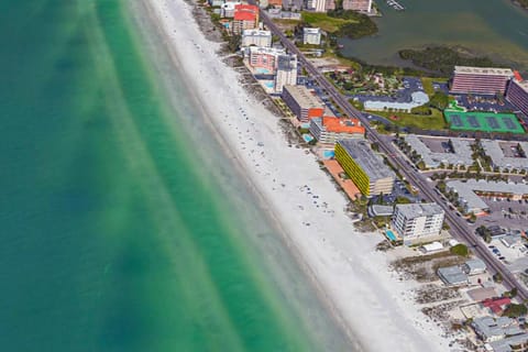 Sea Gate 308 Condo in Indian Shores