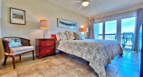 Sand Castle North 404 Apartment in Indian Rocks Beach