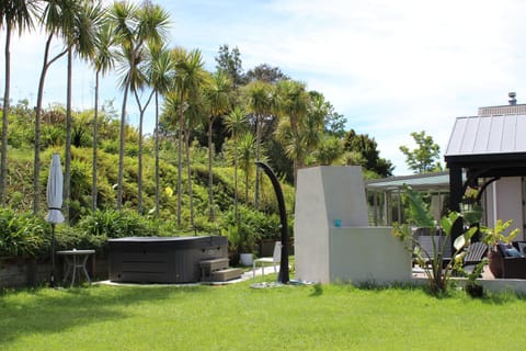 McLaren Lake View Country House in Bay Of Plenty