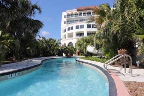 Have your DREAM vacation at High Tide Oceanfront luxury condo 2 pools amazing resort amenities Condo in Diamond Beach