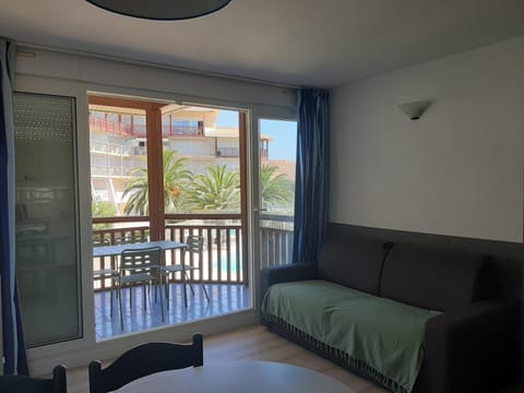 Appartement Duplex T2 avec Piscine à Vieux-Boucau, Proche Plage - FR-1-239-769 Apartment in Vieux-Boucau-les-Bains