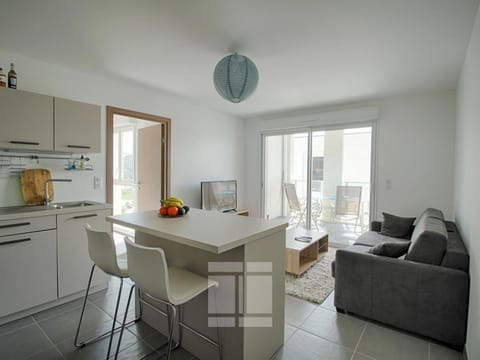 Appartement Ajaccio, 2 pièces, 4 personnes - FR-1-61-586 Condo in Ajaccio