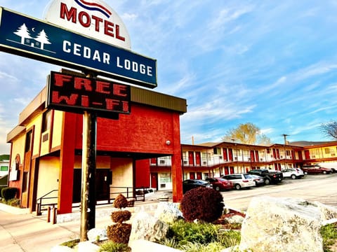 Cedar Lodge Hotel in Cedar City