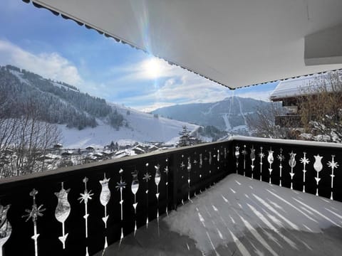 Natural landscape, Winter, Balcony/Terrace, Mountain view