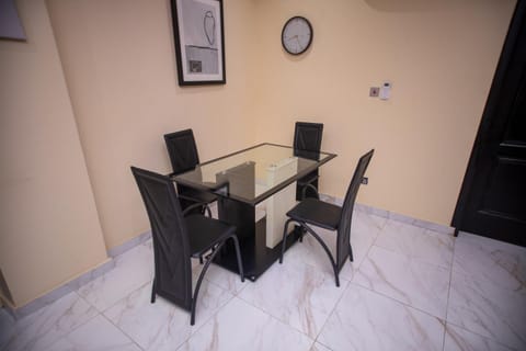 Executive 2-Bed Apartment Santa Maria - Accra Appartement in Accra